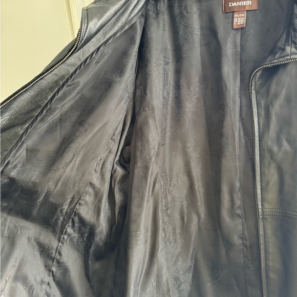 Danier Leather Jacket - Picture 8 of 12